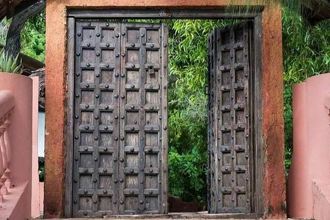 Full Day Holiday Package (Prison Island-Stone Town-Spice farm) - Who should book this Zanzibar day tour