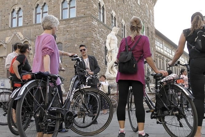 Full-Day Tuscany and Chianti Hills Bike Tour With Lunch at Farm - Riding through Chianti Classico