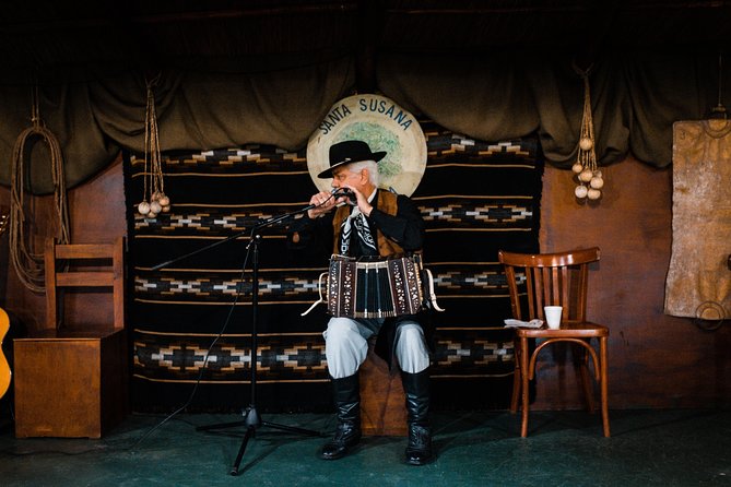 Gaucho Day Trip from Buenos Aires: Santa Susana Ranch - The parrillada lunch and a long Argentine table