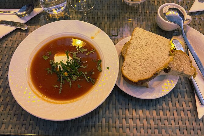 Golden Circle Silfra Snorkeling and Fridheimar Tomato Farm Lunch - Gullfoss: a brief look at Iceland’s famous waterfall