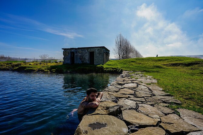 Golden Circle with Tomato Farm Lunch & Secret Lagoon Bathing - Timing, comfort, and the full-day tradeoff