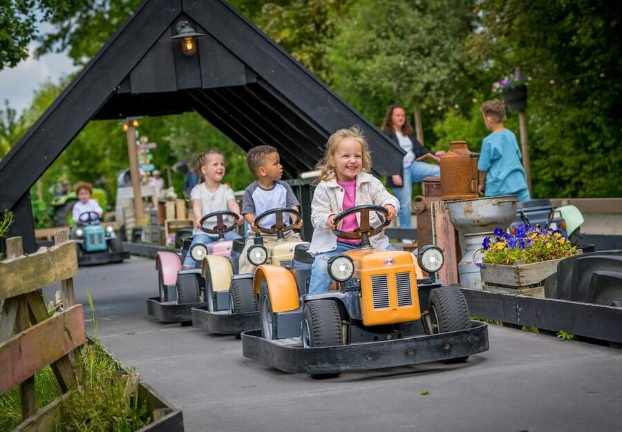 Groot-Ammers: Adventure Farm Molenwaard Entry Ticket - Booking and timing tips
