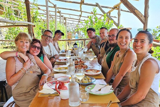Hands-On Pizza Making Class & Farmhouse Tour with Sea Views - A three-hour meal with a social side