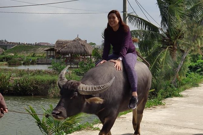 Hoi An Countryside Tour:Basket Boat,Buffalo Ride, Farming & Lantern Making Class - The buffalo ride, easy fun with a rural feel