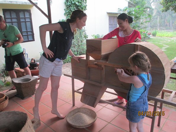 Hoi An Farming and Fishing life Experience Tour - Lunch at a local family home
