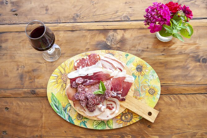Horseback riding in Montepulciano Tuscany, lunch on the farm - Who will enjoy this most
