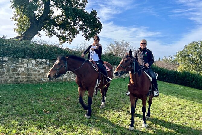 Horseback riding in Montepulciano Tuscany, lunch on the farm - Practical details before you reserve