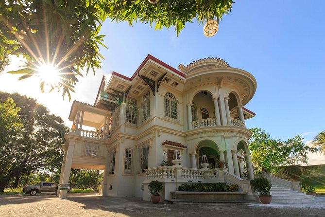 Iloilo City Tour (Garin Farm, Molo Mansion/Church, Vanishing Mansion) - Jaro Cathedral and Our Lady of the Candles