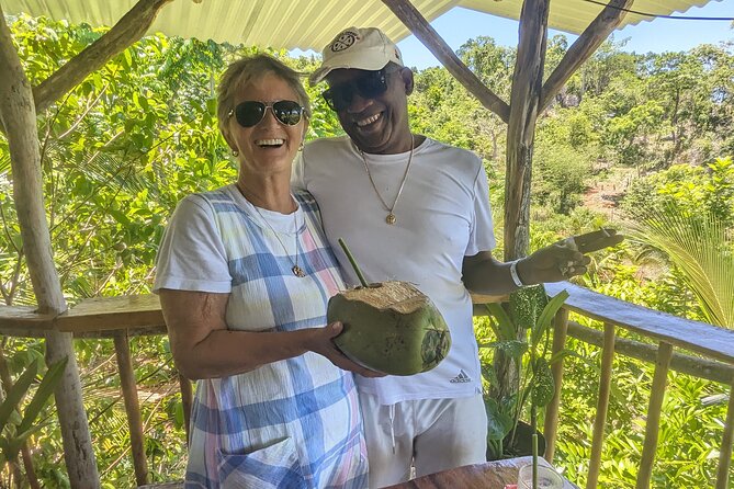 Jamaican Roots Tropical Farm Tour - Taste & Explore (Negril) 2hr - What to bring for a better visit