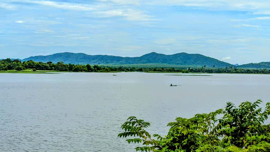 Kampot Private Tour: Pepper Farm, Salt Field & Secret Lake - La Plantation and the Kampot pepper tasting