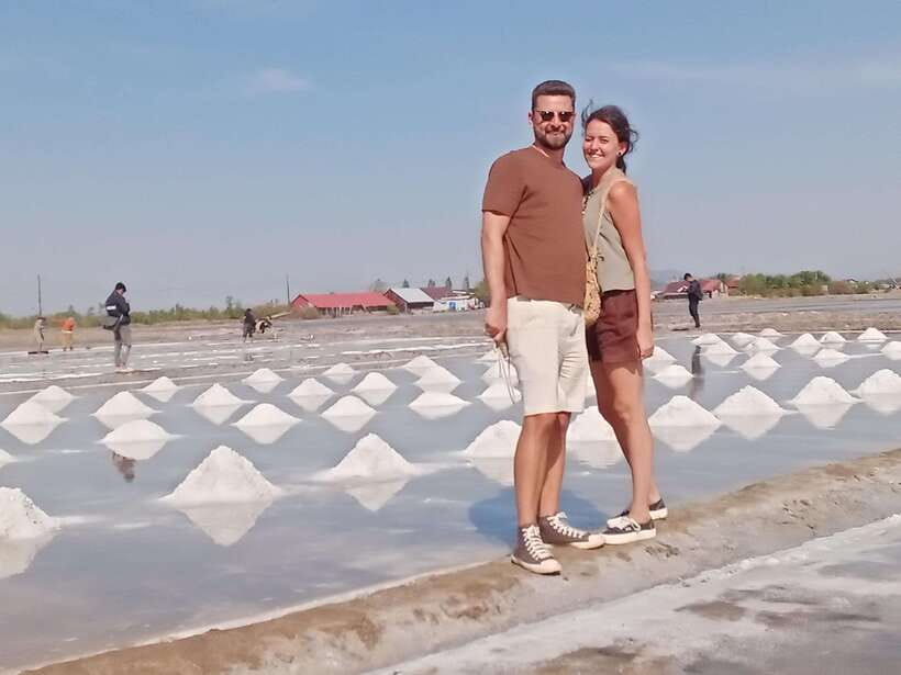 Kep town: Local tuk tuk to Countryside & Pepper farm - Phnom Chhngok and the cave temple