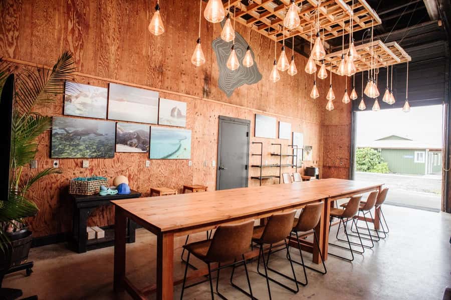 Kona: Hawaiian Salt Farm Tour - Following the water from the ocean to the salt