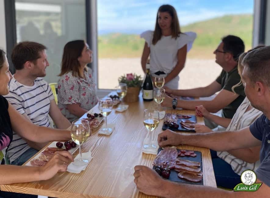 La Rioja: Jamon Iberico Farm Tour and Tasting with Wine - Understanding Duroc pigs and Iberian ham