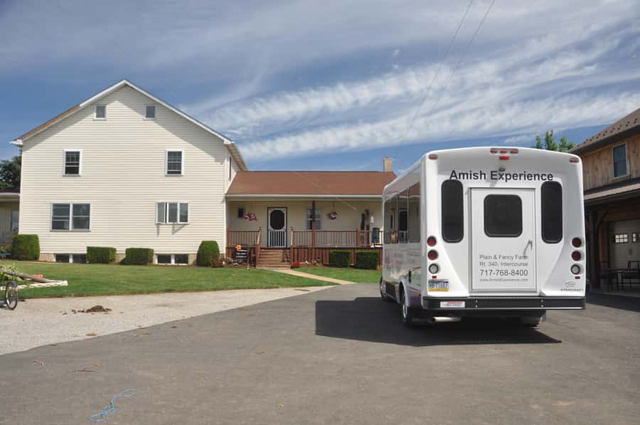 Lancaster County: Amish Farmlands Tour & Family-Style Dinner - Seeing Lancaster County from the road