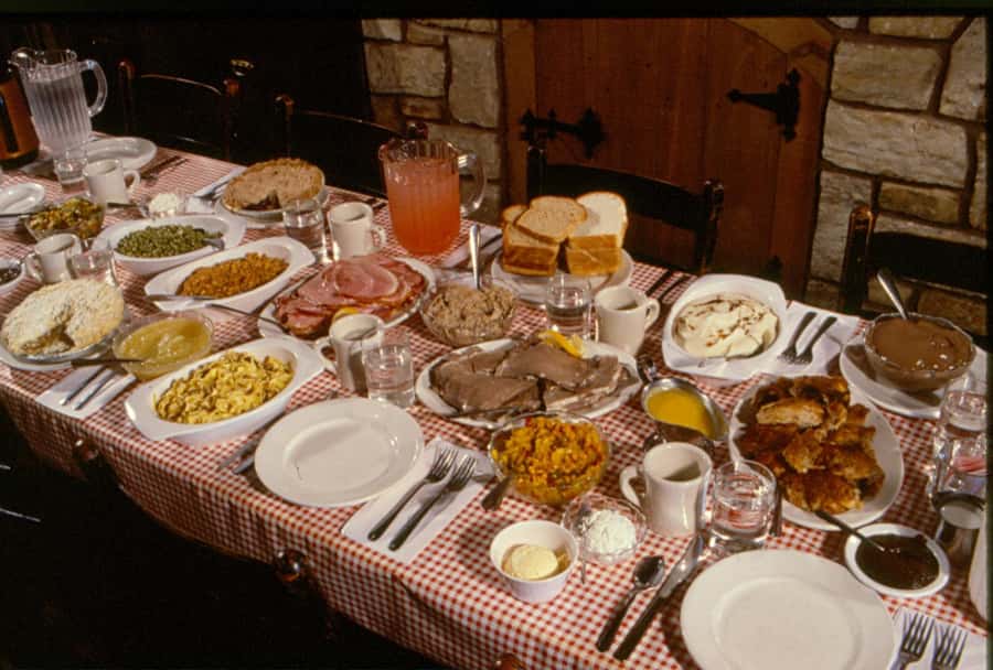 Lancaster County: Amish Farmlands Tour & Family-Style Dinner - Should you book the Amish Farmlands Tour and Family-Style Dinner?