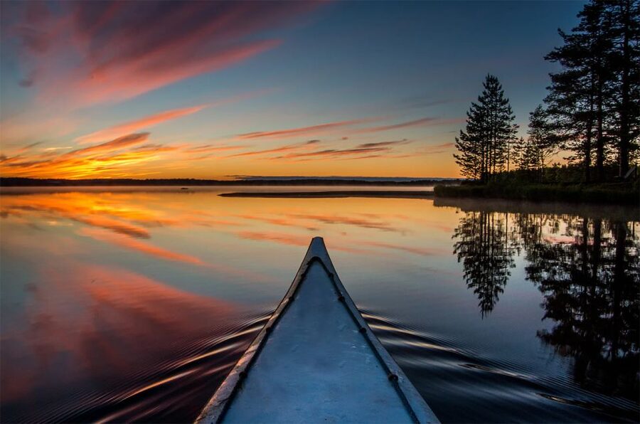 Lapland: Canoeing Trip with Reindeer and Husky Farm Tour - Who should book this outing?