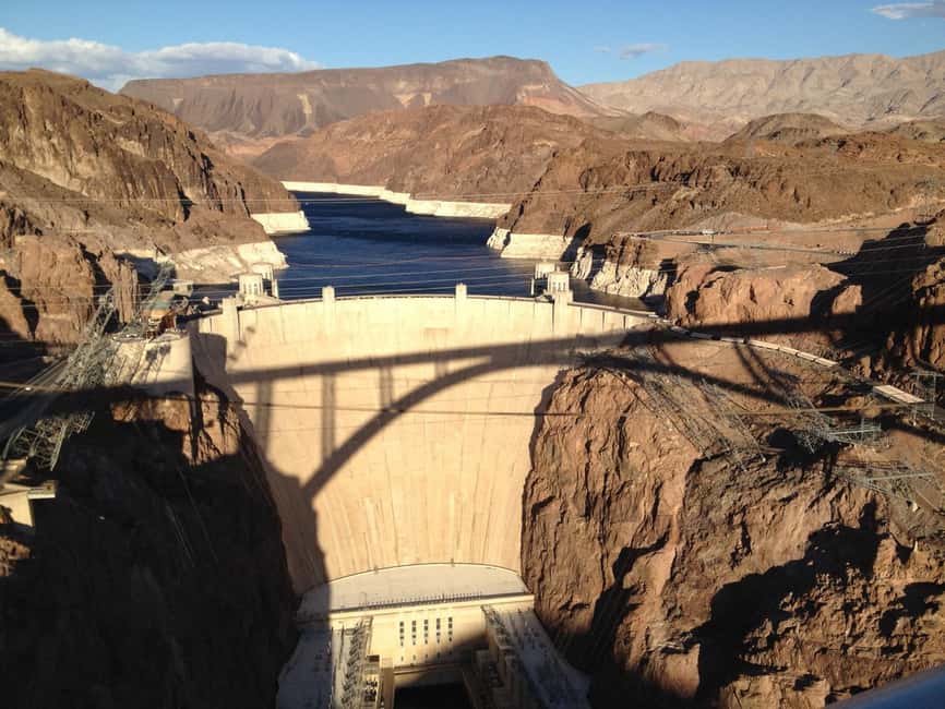 Las Vegas: Grand Canyon Helicopter & Ranch Adventure by Bus - Joshua trees and the Grand Wash Cliffs