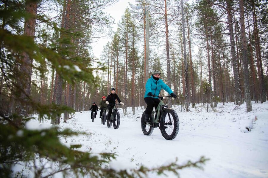 Levi: Reindeer Farm E-Fatbike Safari - What the e-fatbike ride feels like for a beginner