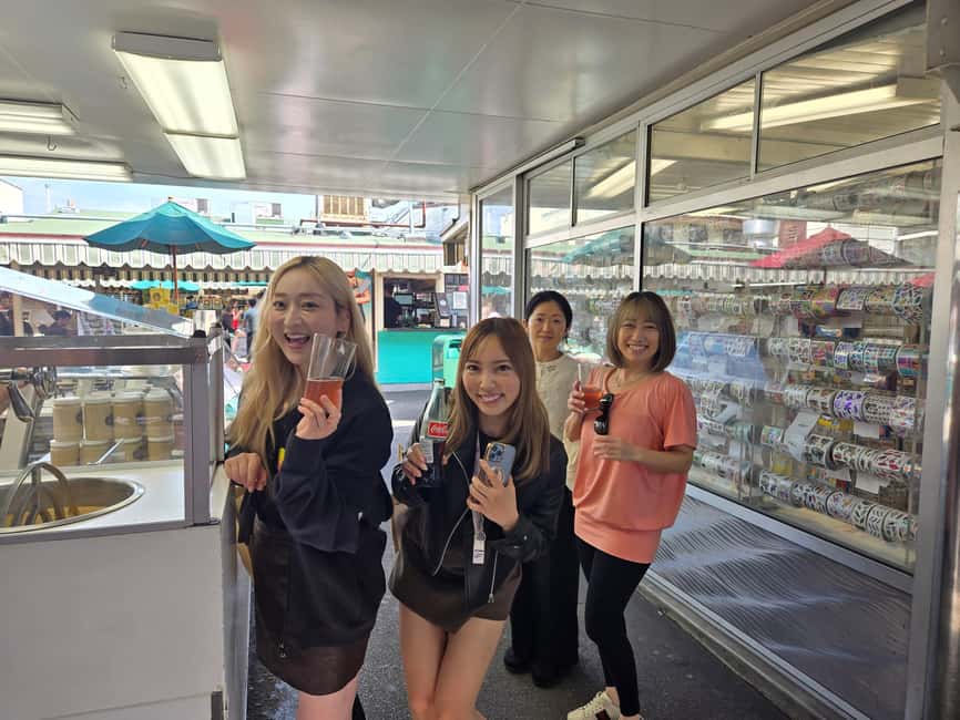 Los Angeles: Original Farmers Market Food & History Tour - The opening tastings: a quick tour of the market’s range