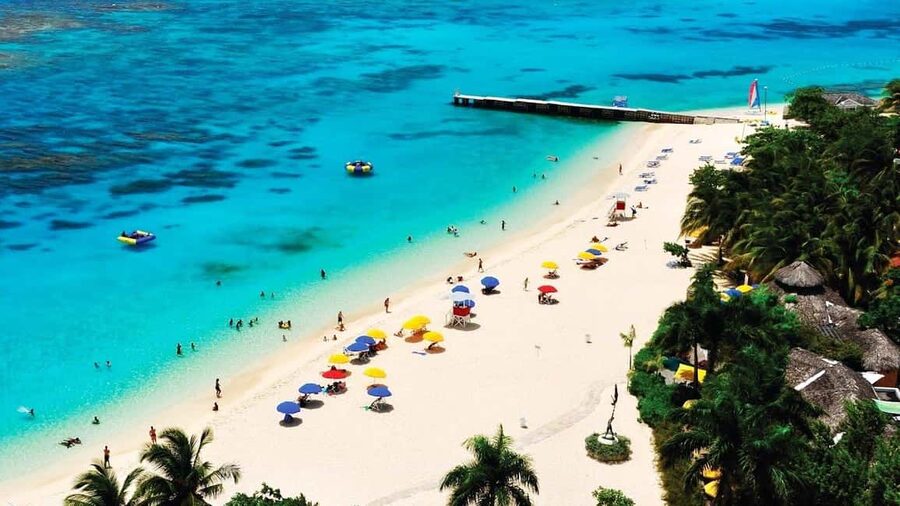 Marijuana Farm, Bamboo Rafting and Doctors Cave Beach Tour - Key points to know