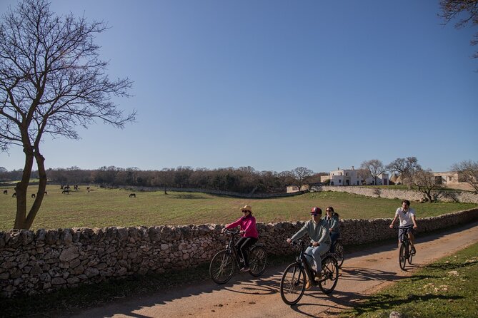 Martina Franca e-Bike tour . Visit a breeding and a dairy farm - Getting Comfortable on an E-Bike