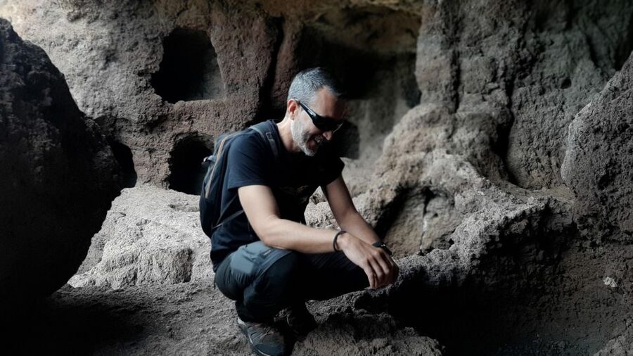 Maspalomas: Barranco de las Vacas, Caves, Farmhouse Tour - Barranco de las Vacas and its smooth stone walls