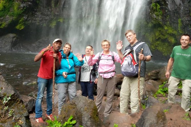 Materuni Waterfalls & Coffee Farm Tour - Lunch after the swim