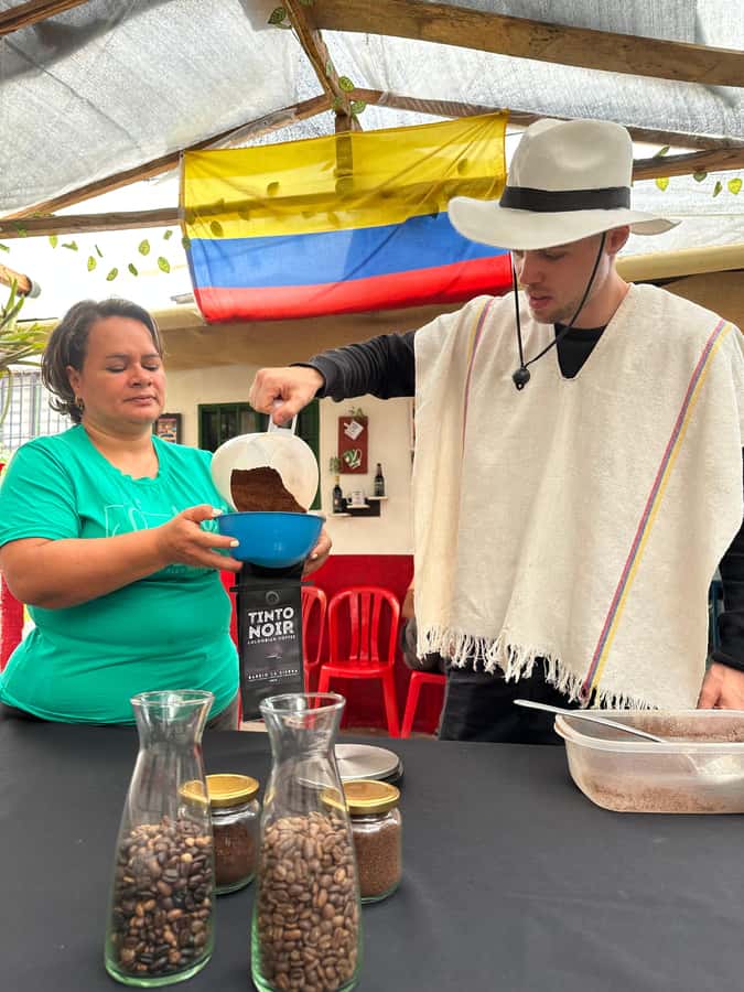 Medellín Coffee Farm Tour with Trolley and Cable Car Ride - Who should book this Medellín coffee experience