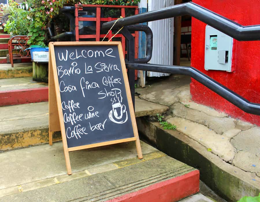 Medellín Coffee Farm Tour with Trolley and Cable Car Ride - Casa Finca de La Sierra and the family behind the coffee