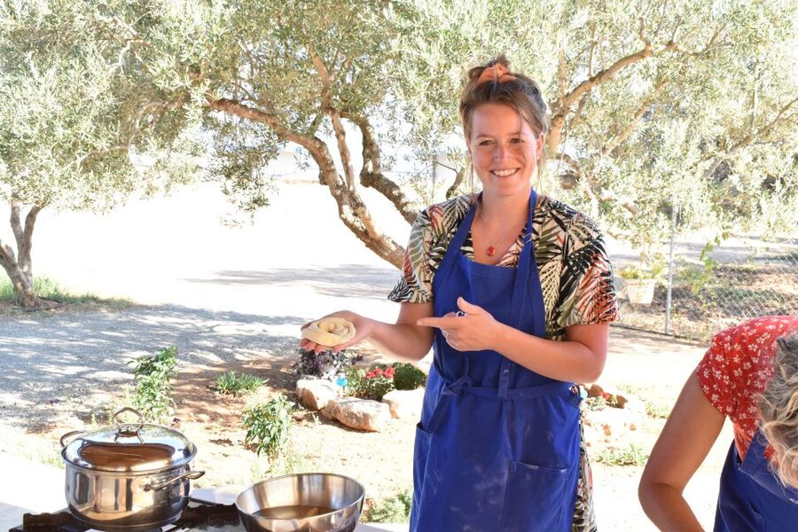 Moires: Cooking Class and Olive Oil Tasting at a Family Farm - Should you book Cretan Vibes?