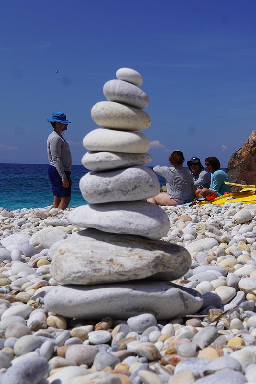 Naxos: Kampos Farm Sea Kayak Tour with Snorkeling & Picnic - Snorkeling in secluded water