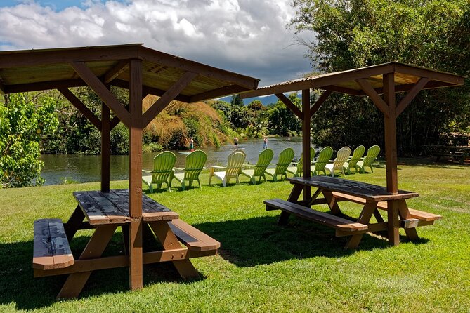 North Shore Farm: Anahulu River, Kayak-Sup, Turtles, Lunch & More - Getting set up with a kayak or paddleboard