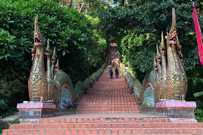 One Day Tour Doi Suthep Temple, Palad Temple, Orchid Farm, Longneck hill tribe village (Private tour) - Is $129.70 per person good value?
