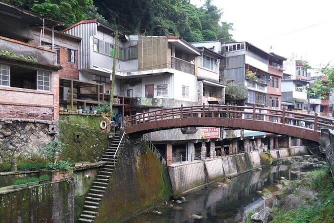 One Day Tour of Yilan, Zhang Mei Ama Farm - Luodong Forestry Culture Park and old timber works