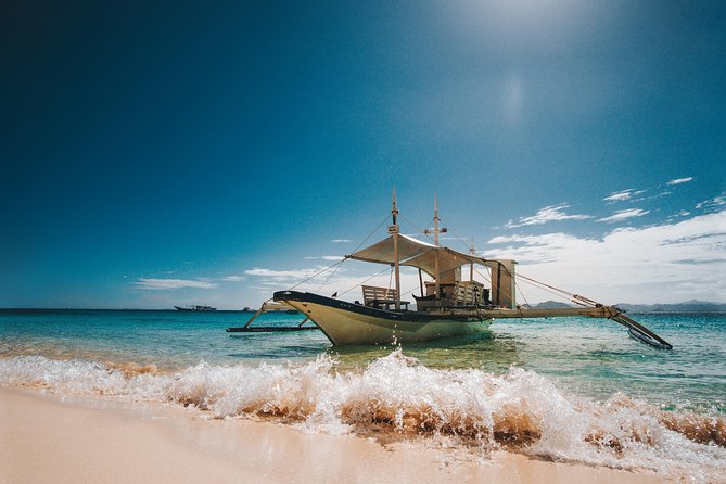 Panglao's Best Hinagdanan Cave, Bee Farm, Mirror of the World - Alona and Dumaluan give you two beach moods