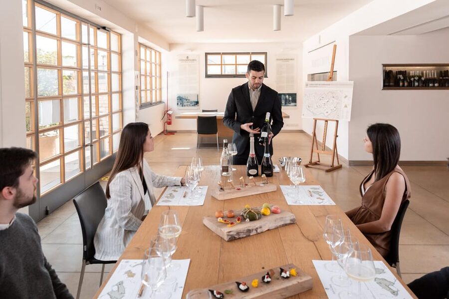 PARCO DELLA FILANDETTA WINE & ART FARM : ART&NATURE TOUR - Is this Prosecco tour worth booking?