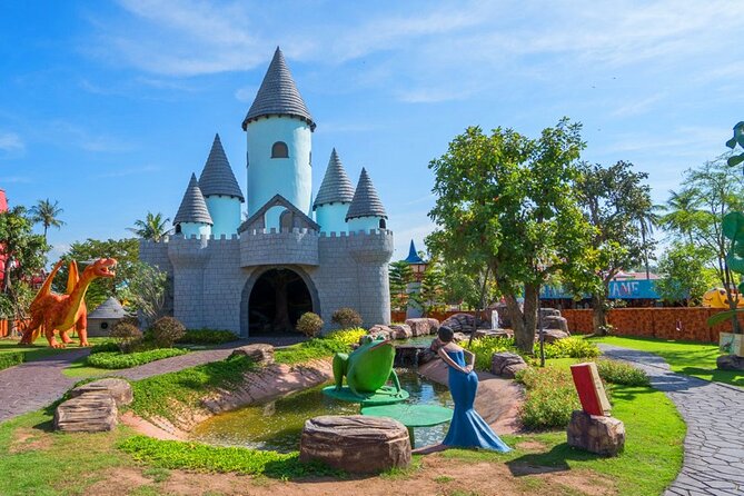 Pattaya sheep Farm Entrance Tickets - What your $6.50 ticket gets you