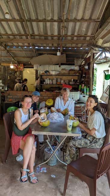 Pepper farm guided tour, Kep/Crab Market, salt & secret lake - Price, meals, and what you really pay