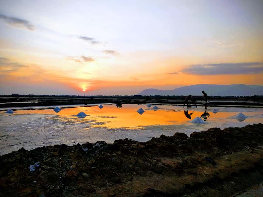Pepper farm guided tour, Kep/Crab Market, salt & secret lake - The Benicàssim stop needs clarification