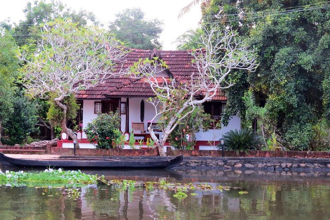 Philipkutty's Farm Culinary Tour including Lunch and Cooking Demo - The peaceful side of the farm