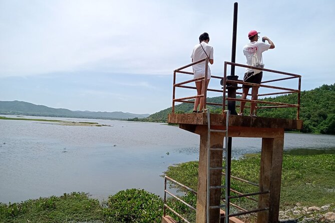 Phnom Penh Kampot Kep Tour "Pepper Farm, Salt Field, Crab Market" - Secret Lake and the story behind it