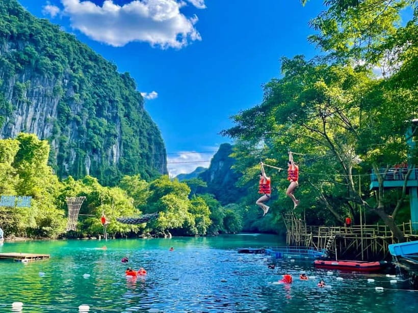 Phong Nha - Paradise Cave & Dark Cave or Duck Farm in needed - The 40-minute trek to Paradise Cave