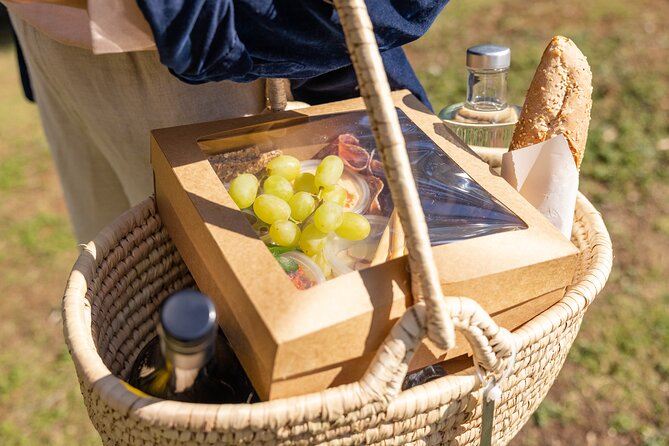 Picnic and Farm Experience at Red Hill - Picking the right place to sit