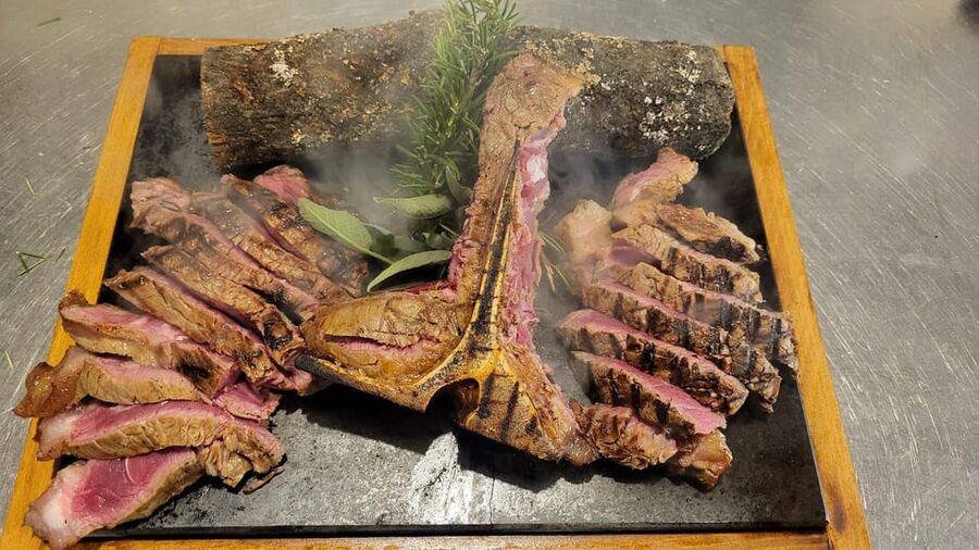 Pienza: Typical Gourmet Lunch at Ancient Tuscan Farmhouse - Add a Fiorentina steak for two