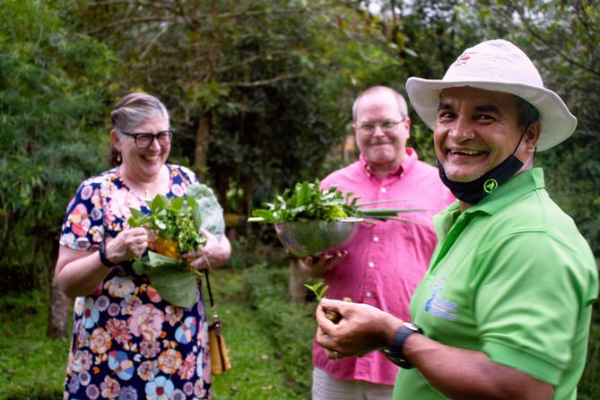 Private cooking class in organic farm at La Fortuna - A farm visit that ends at the dinner table