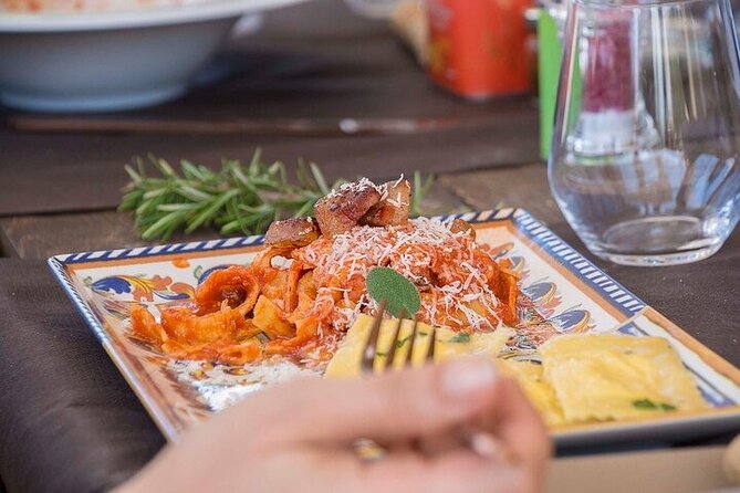Private Farmouse: Rome Countryside Lunch with Chef & Villa D'Este - What the small group changes