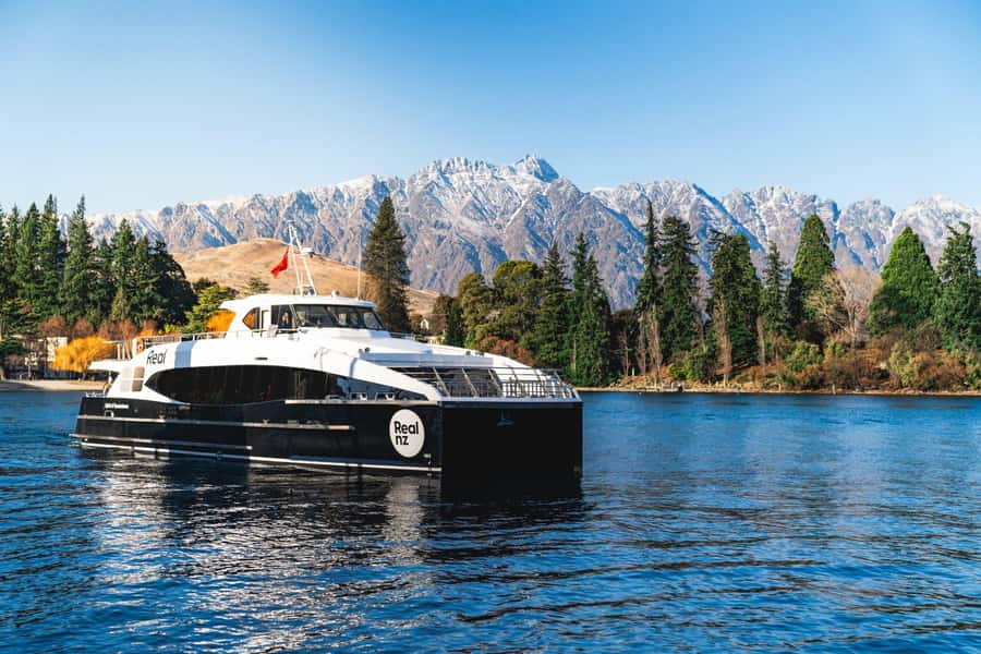 Queenstown: Queenstown Lake Cruise and Walter Peak Farm Tour - Key points at a glance