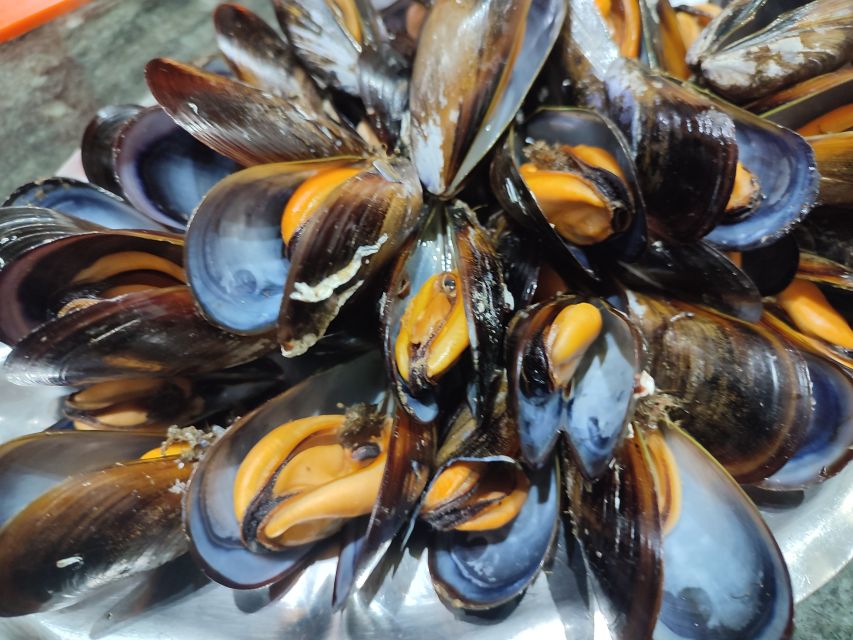 Ría de Arousa: Boat Ride to Mussel Farm with Tasting - Setting Out from O Grove on the Ría de Arousa