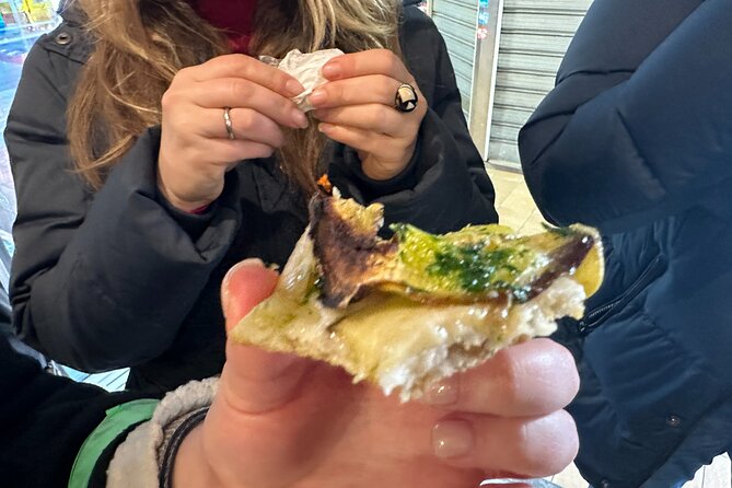 Rome City Center Largest Farmers Market and Street Food Tour - The Passetto di Borgo and a papal escape route
