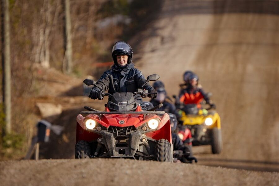 Rovaniemi: Quad Bike Safari, Reindeer & Husky Farm Visit - From animal farms to the Arctic Circle forest